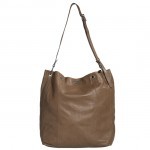 Giveaway: Burberry Fielding Leather Tote! Giveaway: Burberry Fielding Leather Tote! Thumbnail