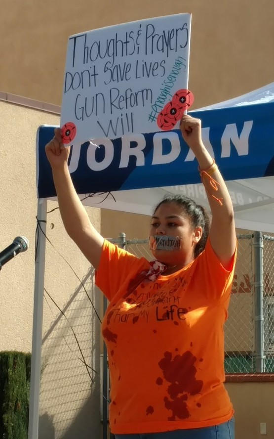 Enough is #Enough! #NationalSchoolWalkout | Latinaonamission.com (2)